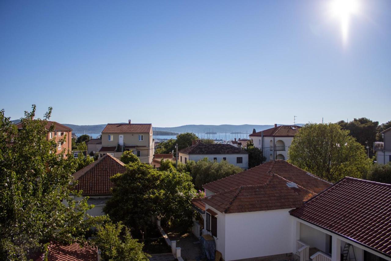 Senka Biograd Na Moru